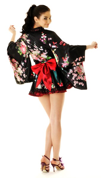 Sexy Geisha Kimono - Kimonos & Yukatas - Lionella.Net